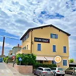 شقة Apartma Casa Della Pizza - Parking Included