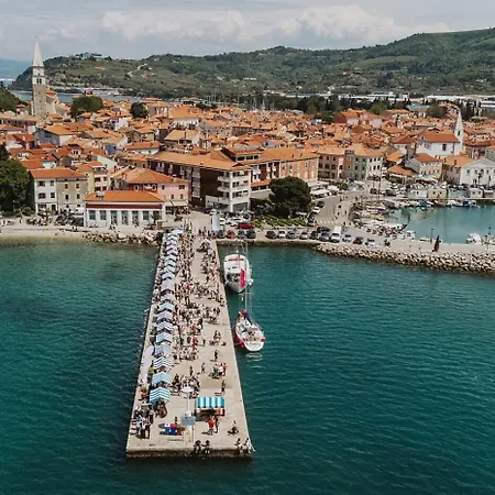 Apartma Casa Della Pizza - Parking Included