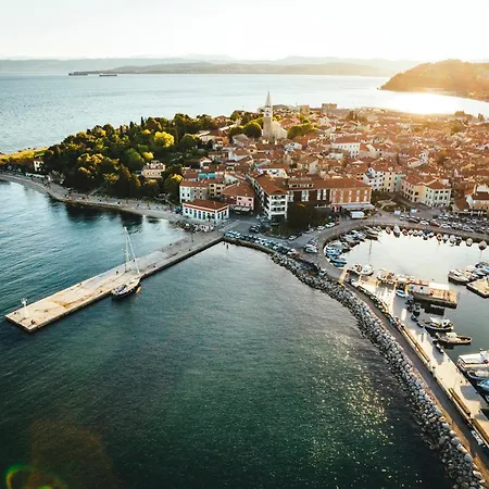 Lägenhet Apartma Casa Della Pizza - Parking Included