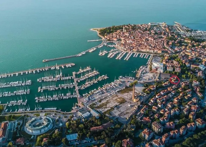 Apartma Casa Della Pizza - Parking Included Apartamento Izola